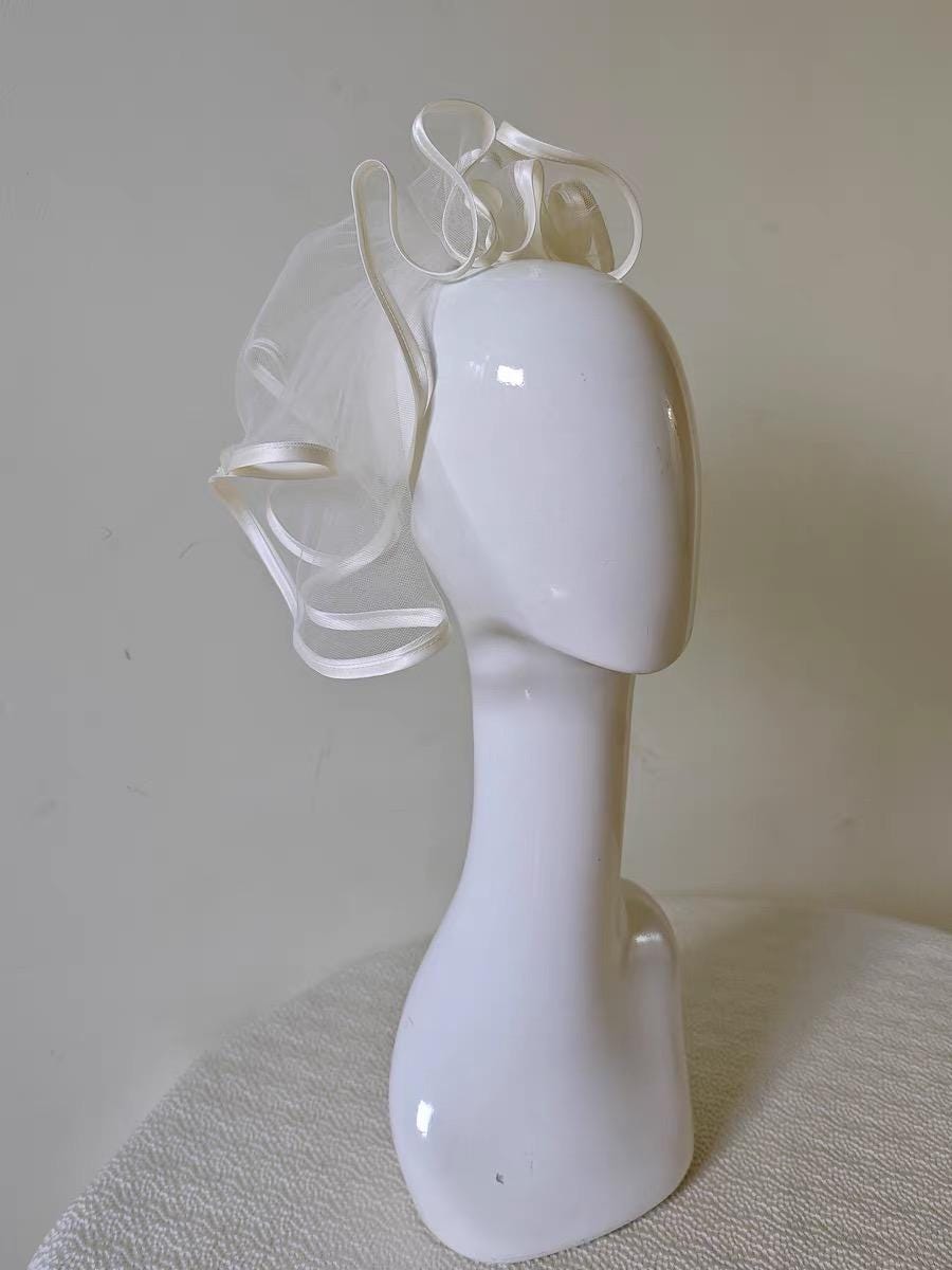 Ivory Sculptural Bridal Fascinator Short Veil Hair Comb Modern Wedding Headpiece Minimalist Bride